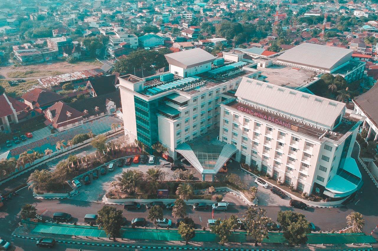Hotel Truntum Padang Esterno foto
