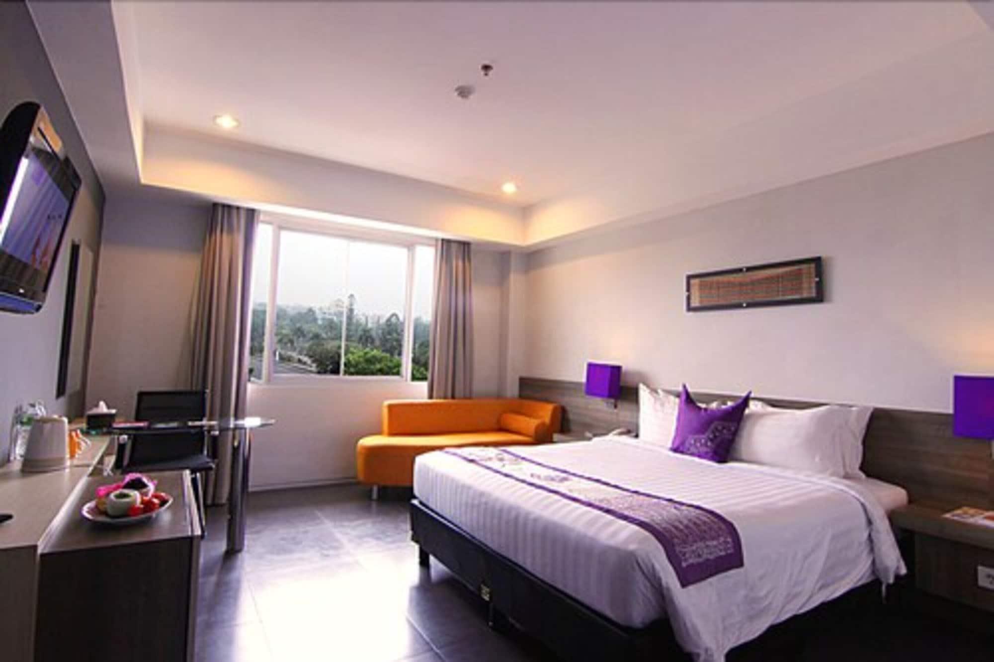 Hotel Truntum Padang Esterno foto