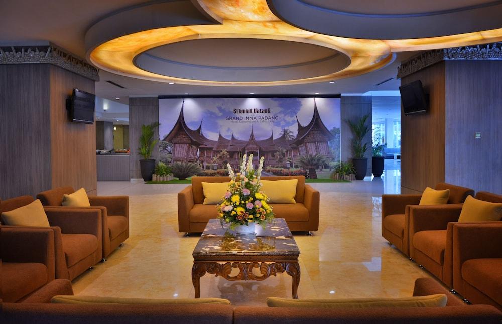 Hotel Truntum Padang Esterno foto