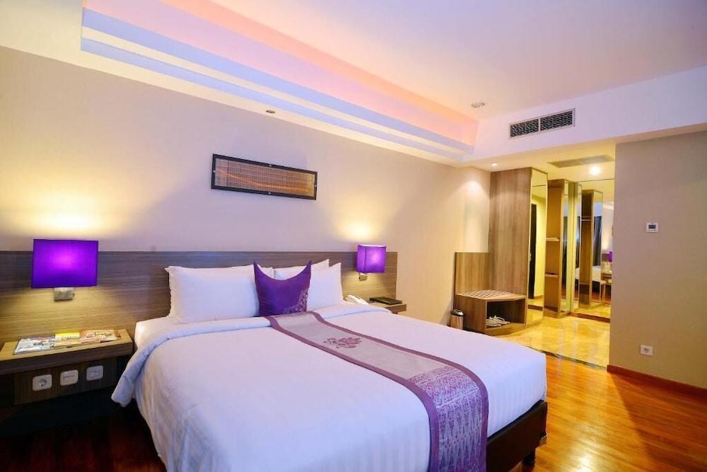 Hotel Truntum Padang Esterno foto
