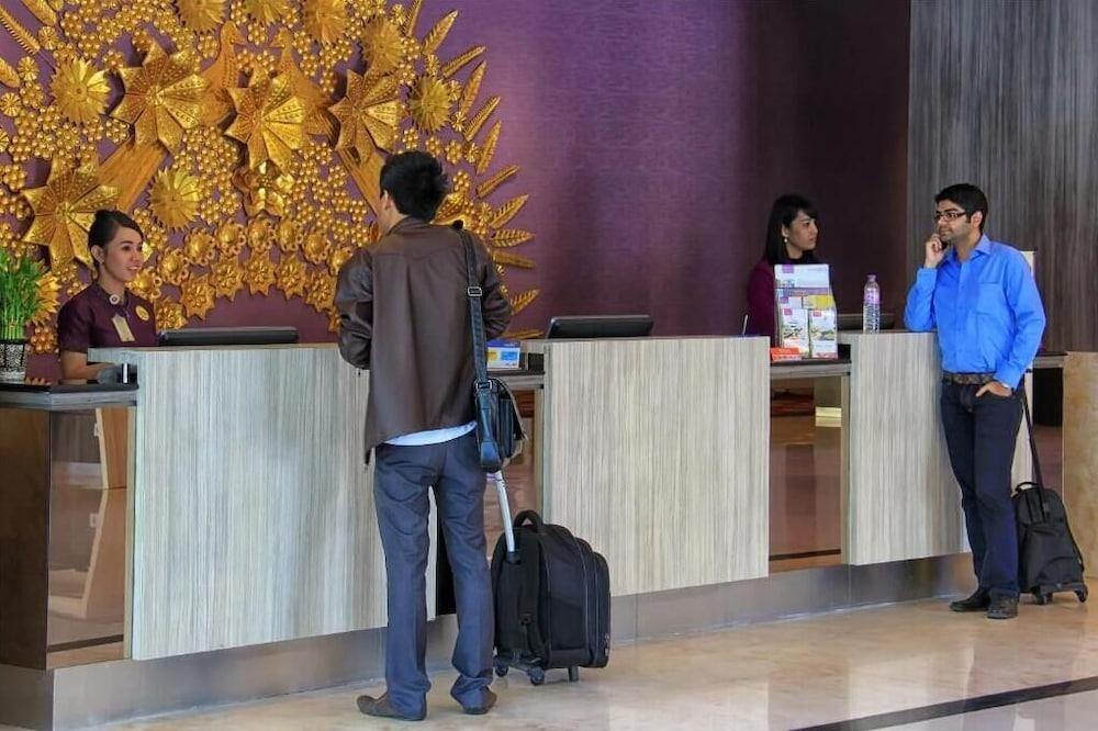 Hotel Truntum Padang Esterno foto