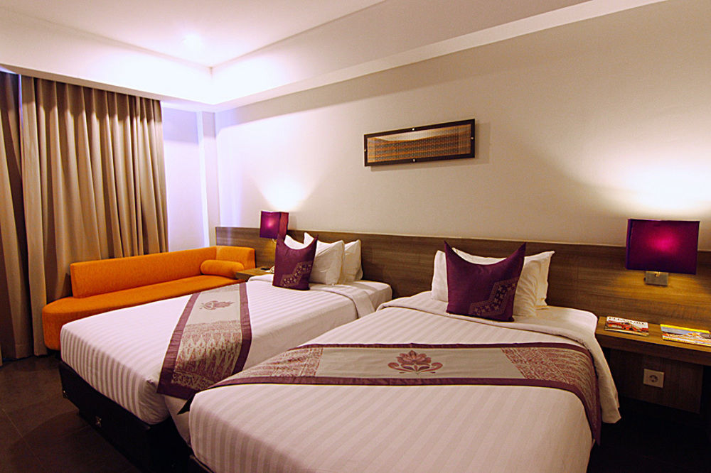 Hotel Truntum Padang Esterno foto